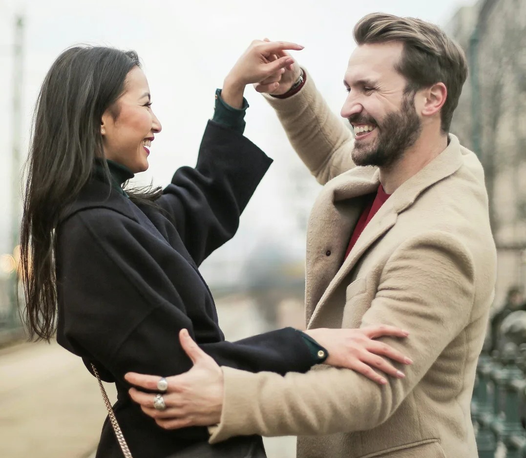 Zoosk Smart Online Dating Platform Overview